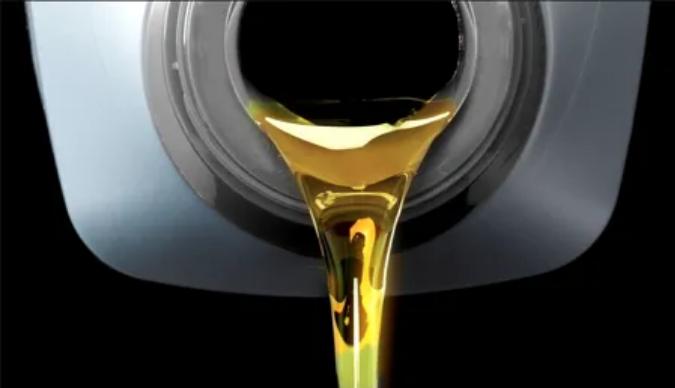进口润滑油厂家招商|全合成机油不是稀，而是粘度更稳定